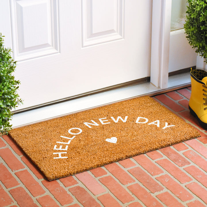 Hello New Day White Doormat White / 17"x29"