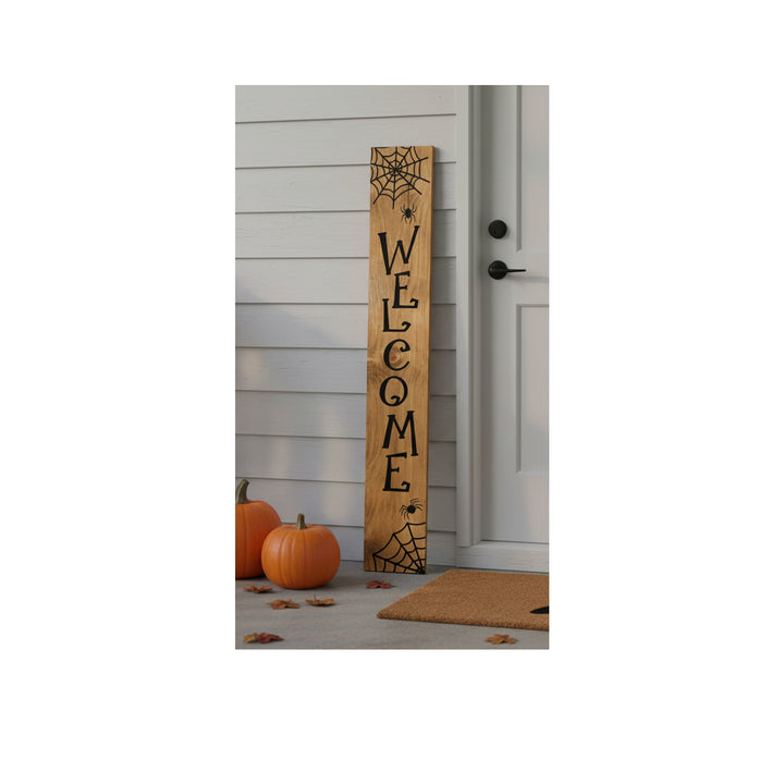Spider Web Welcome Porch Leaner